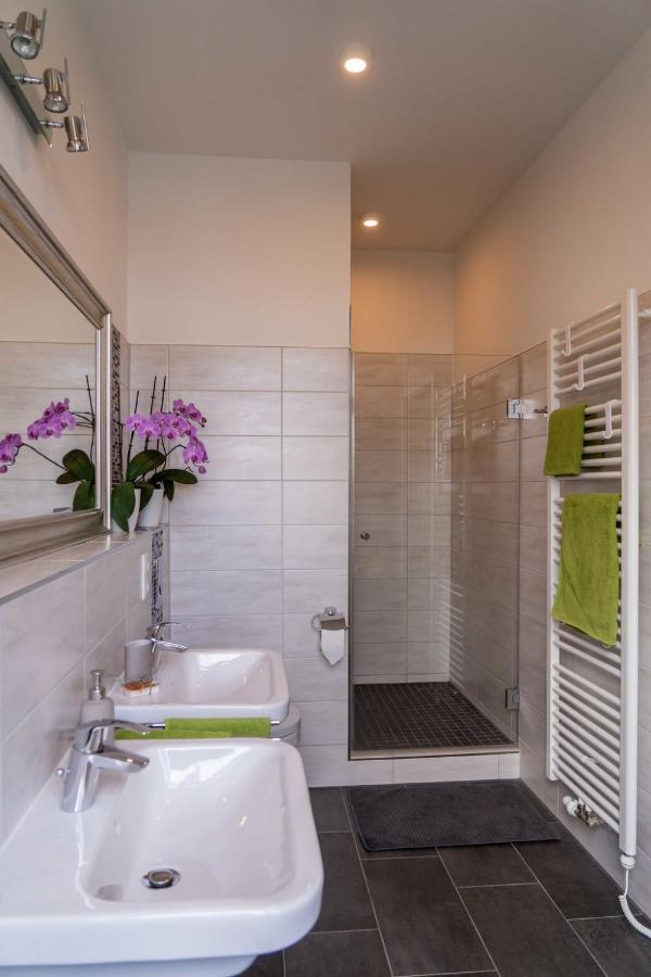 Konig Residenz Appartement *