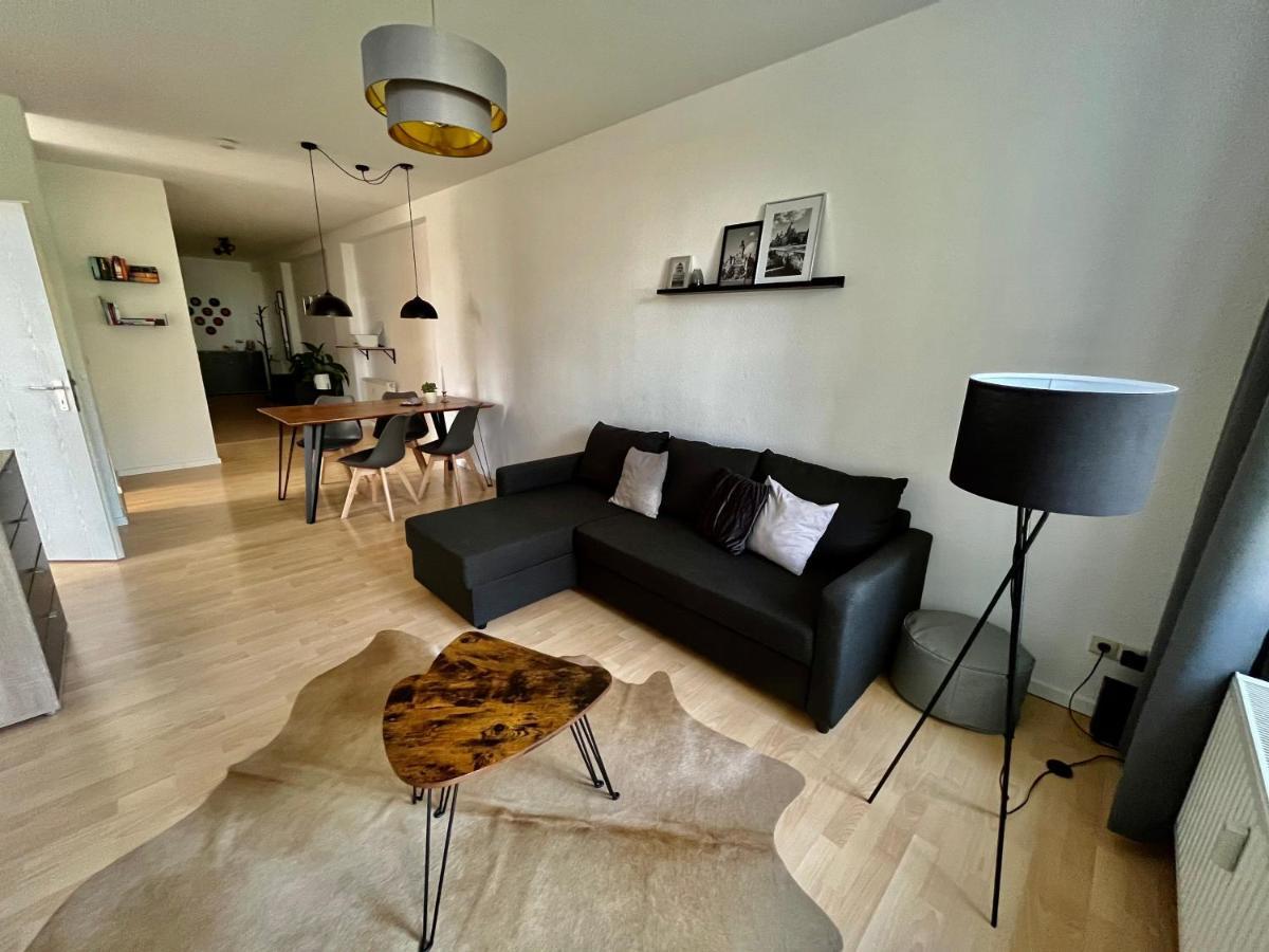 Apartment Purer Luxus Mit 2 Schlafzimmern, Balkon Und Privat-parkplatz