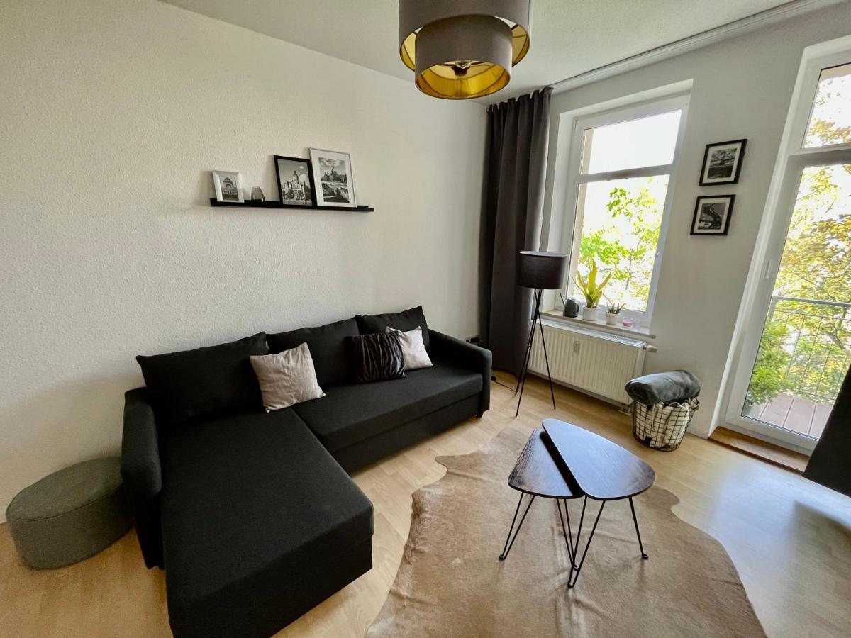 Appartement Purer Luxus Mit 2 Schlafzimmern, Balkon Und Privat-parkplatz *