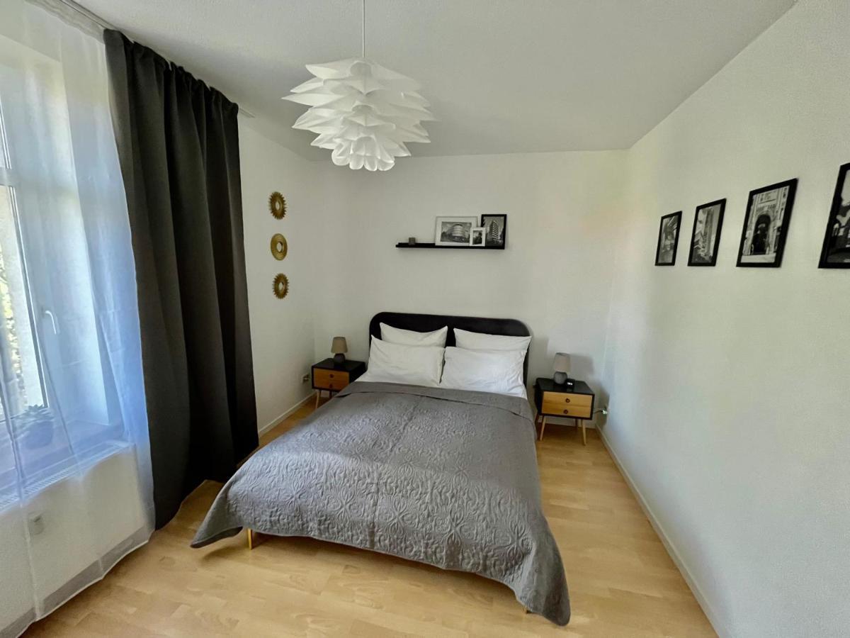 Purer Luxus Mit 2 Schlafzimmern, Balkon Und Privat-parkplatz Appartement