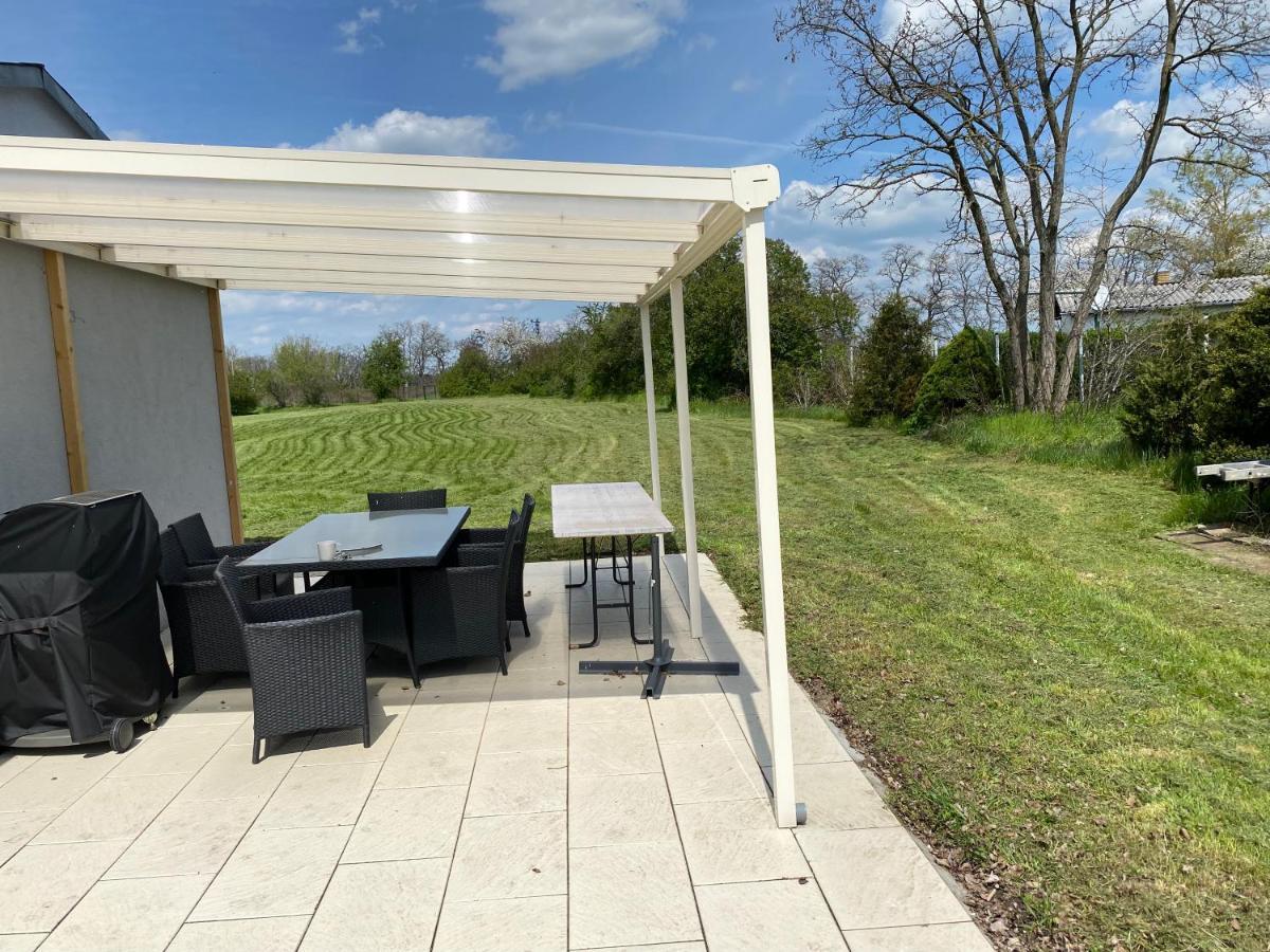 4 Schlafzimmer 8 Personen Parkplatz Grundstueck Garten Holiday home Leipzig