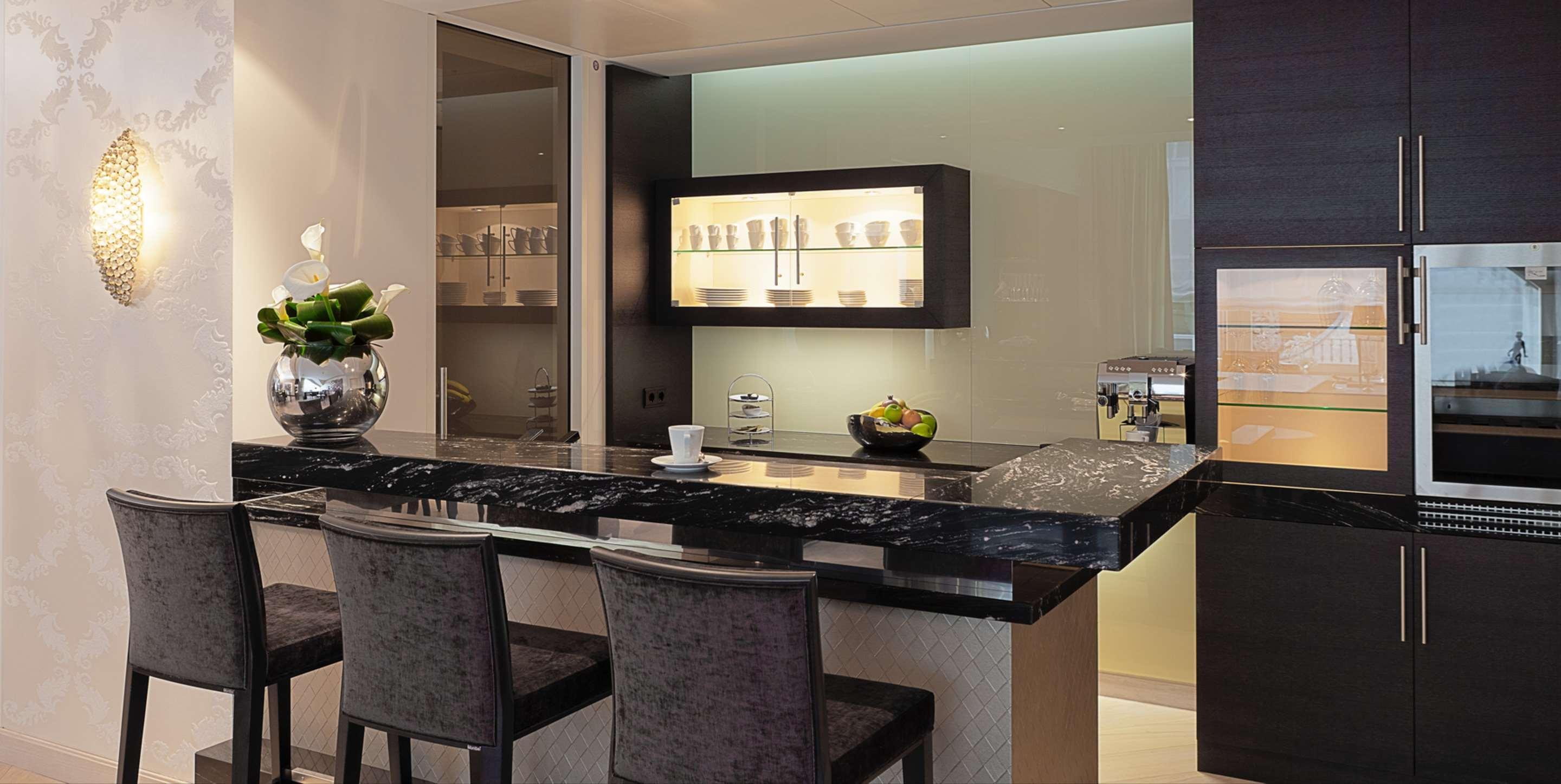 Steigenberger Grandhotel Handelshof Hotel 5*