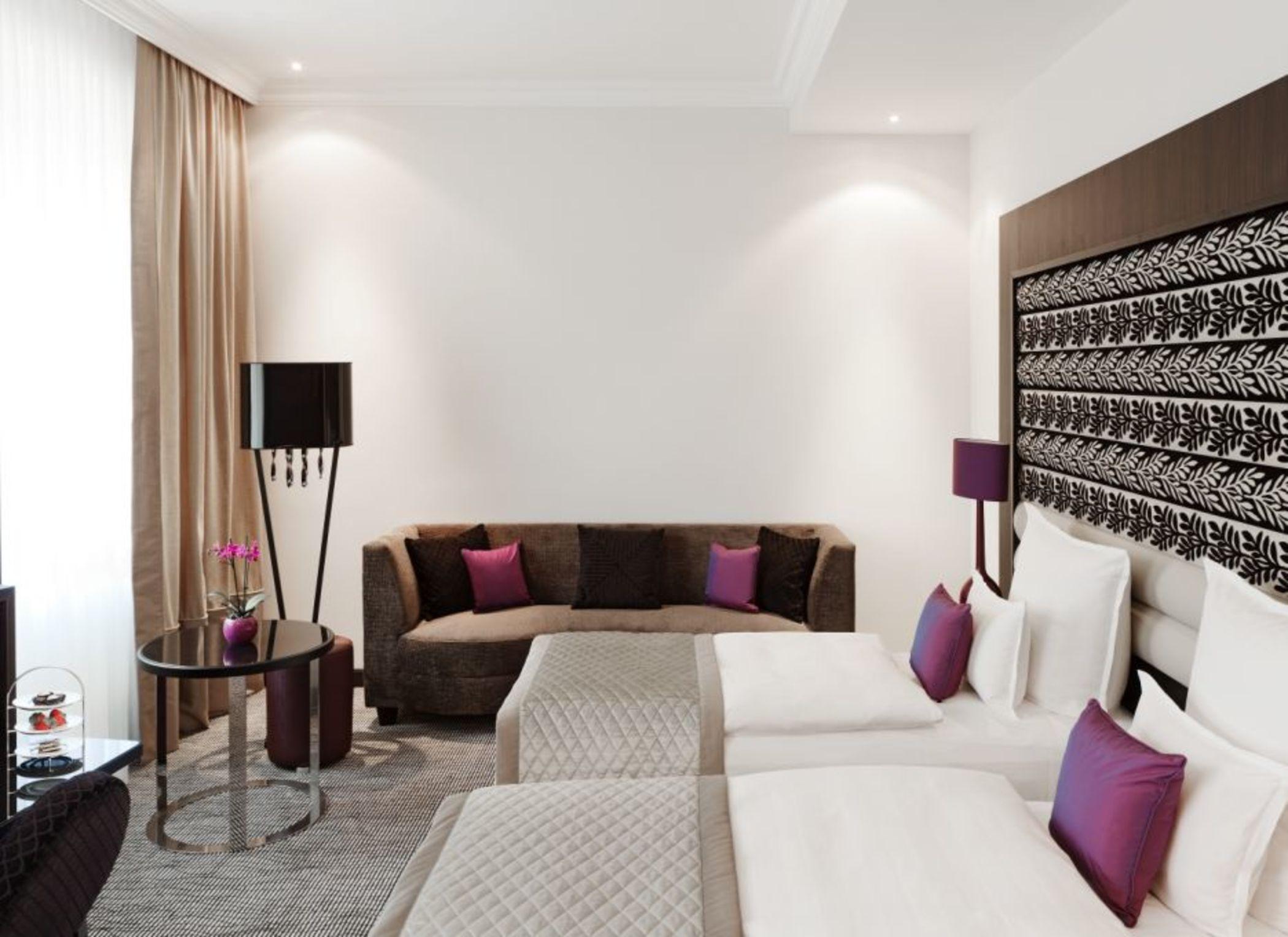 Steigenberger Grandhotel Handelshof 5*