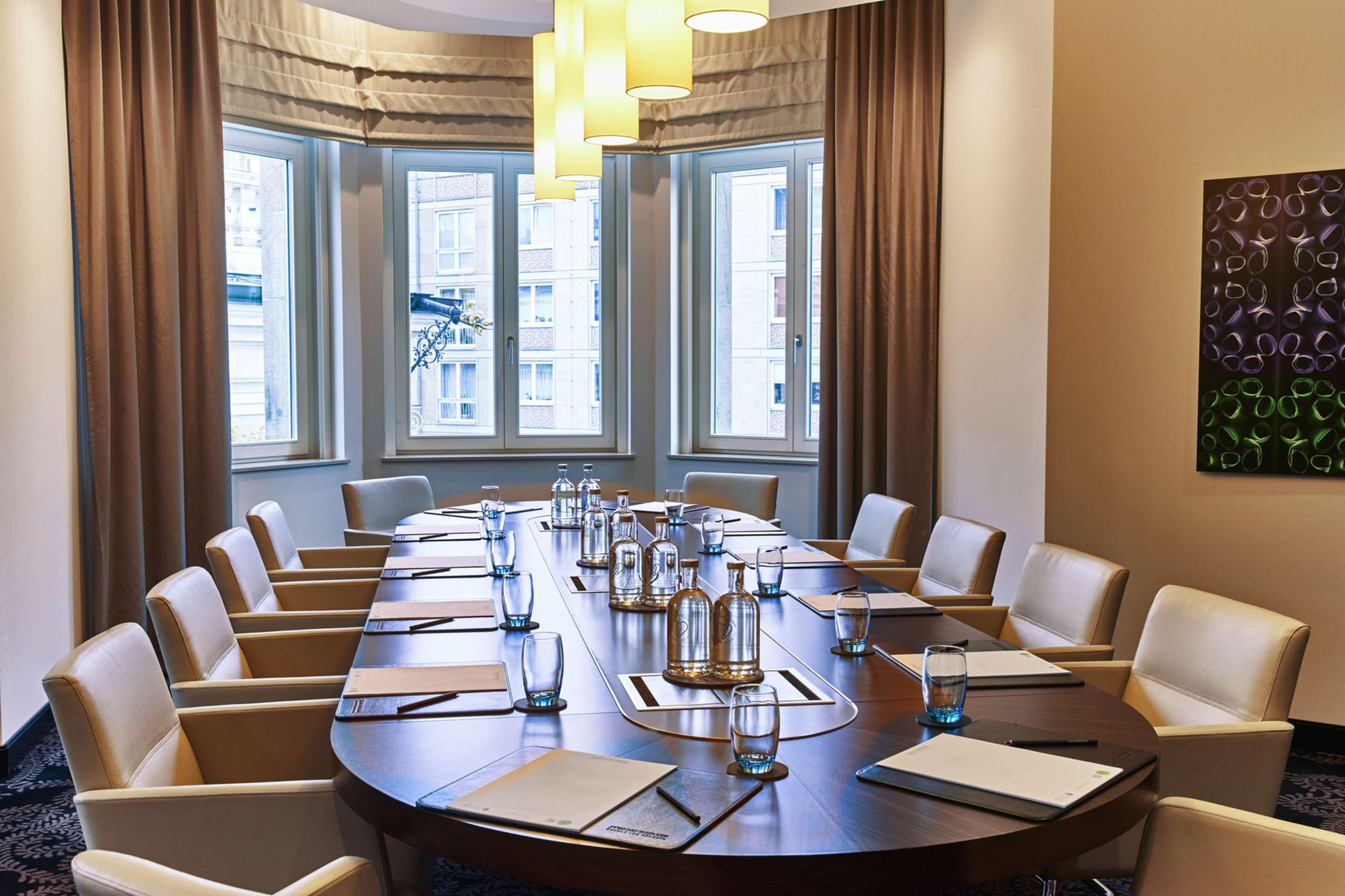 Steigenberger Grandhotel Handelshof Hotel