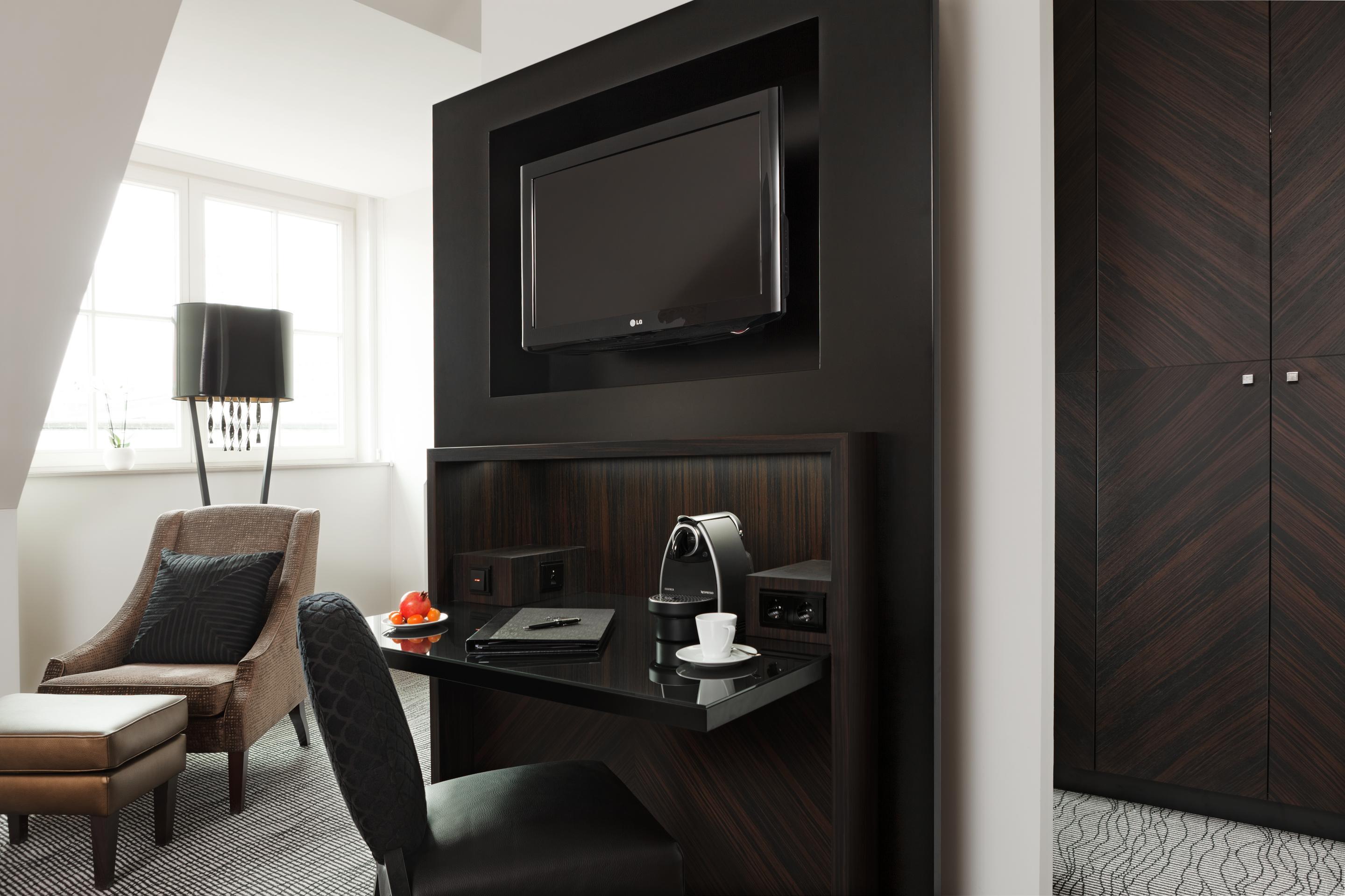 Hotel Steigenberger Grandhotel Handelshof 5*