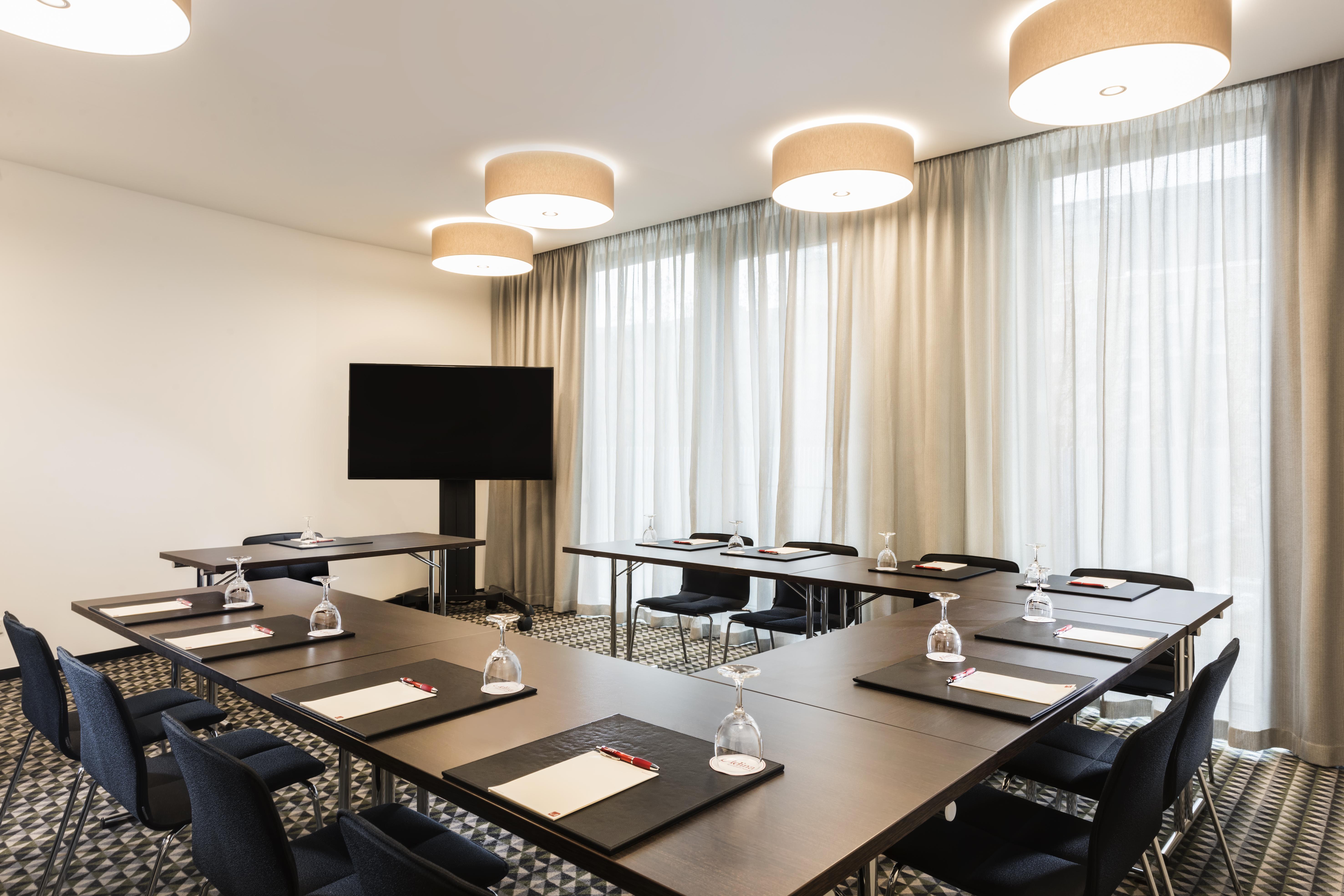 Adina Hotel