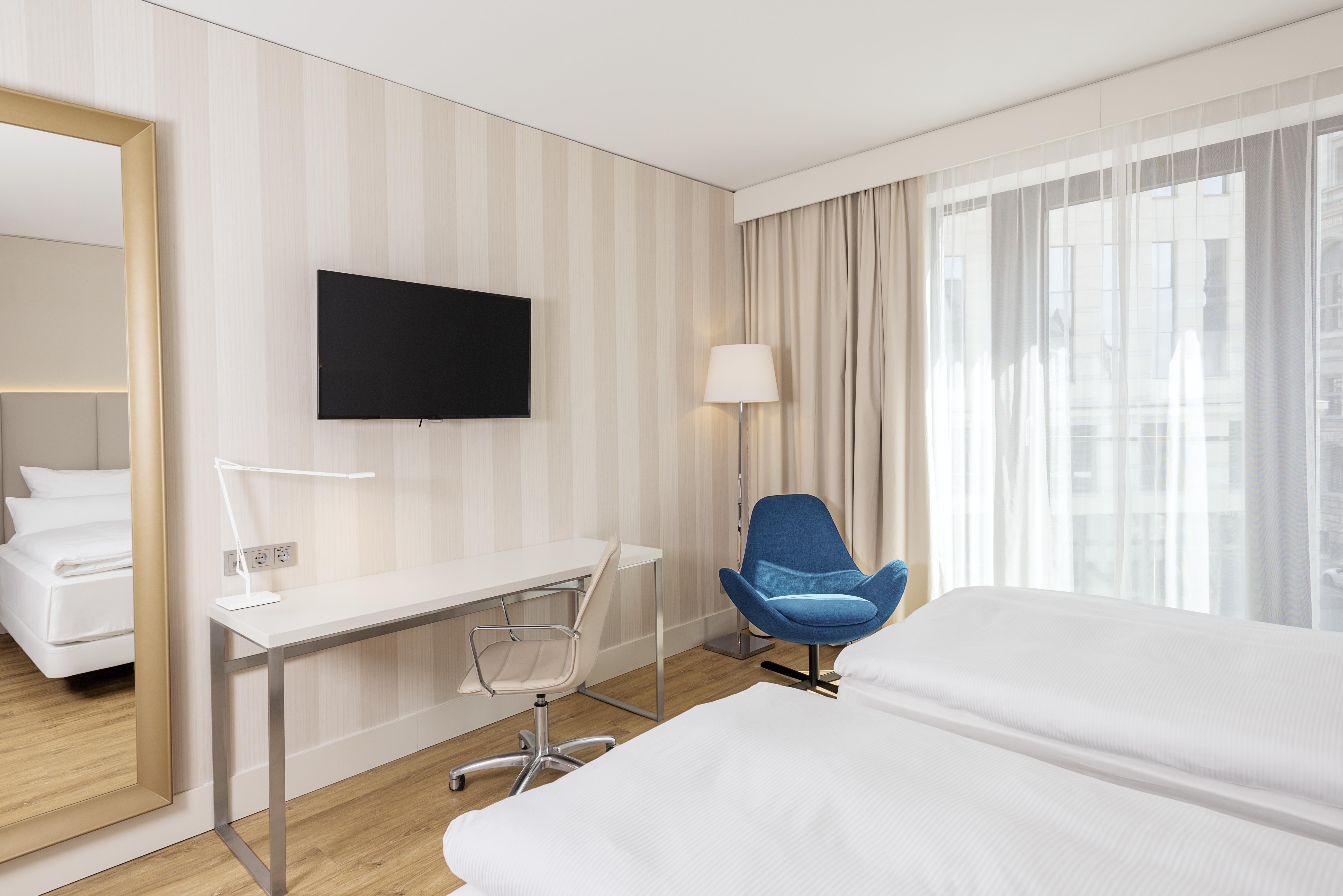 Nh Zentrum Hotel 4*