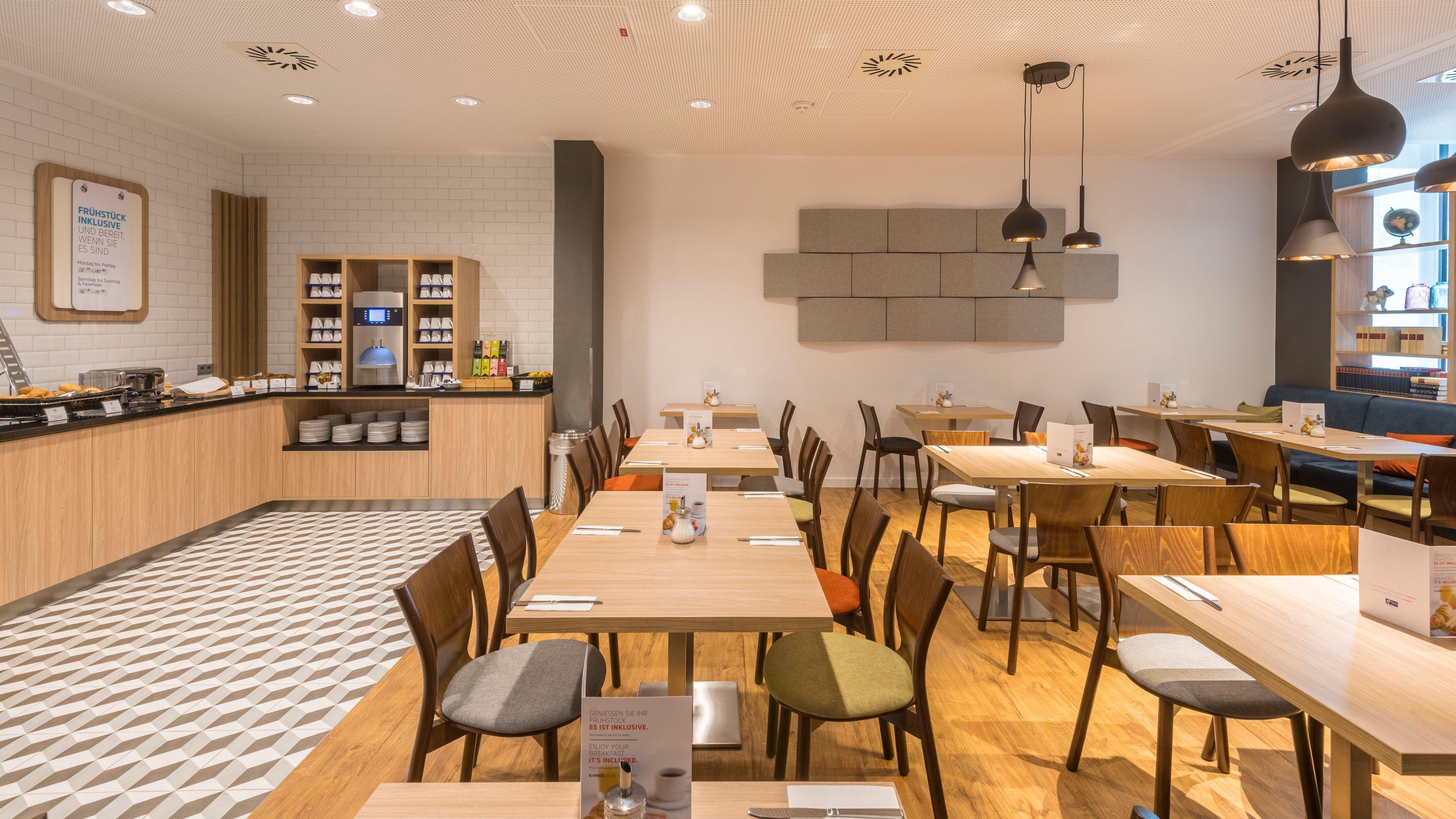 Hotel Express Hauptbahnhof, An Ihg