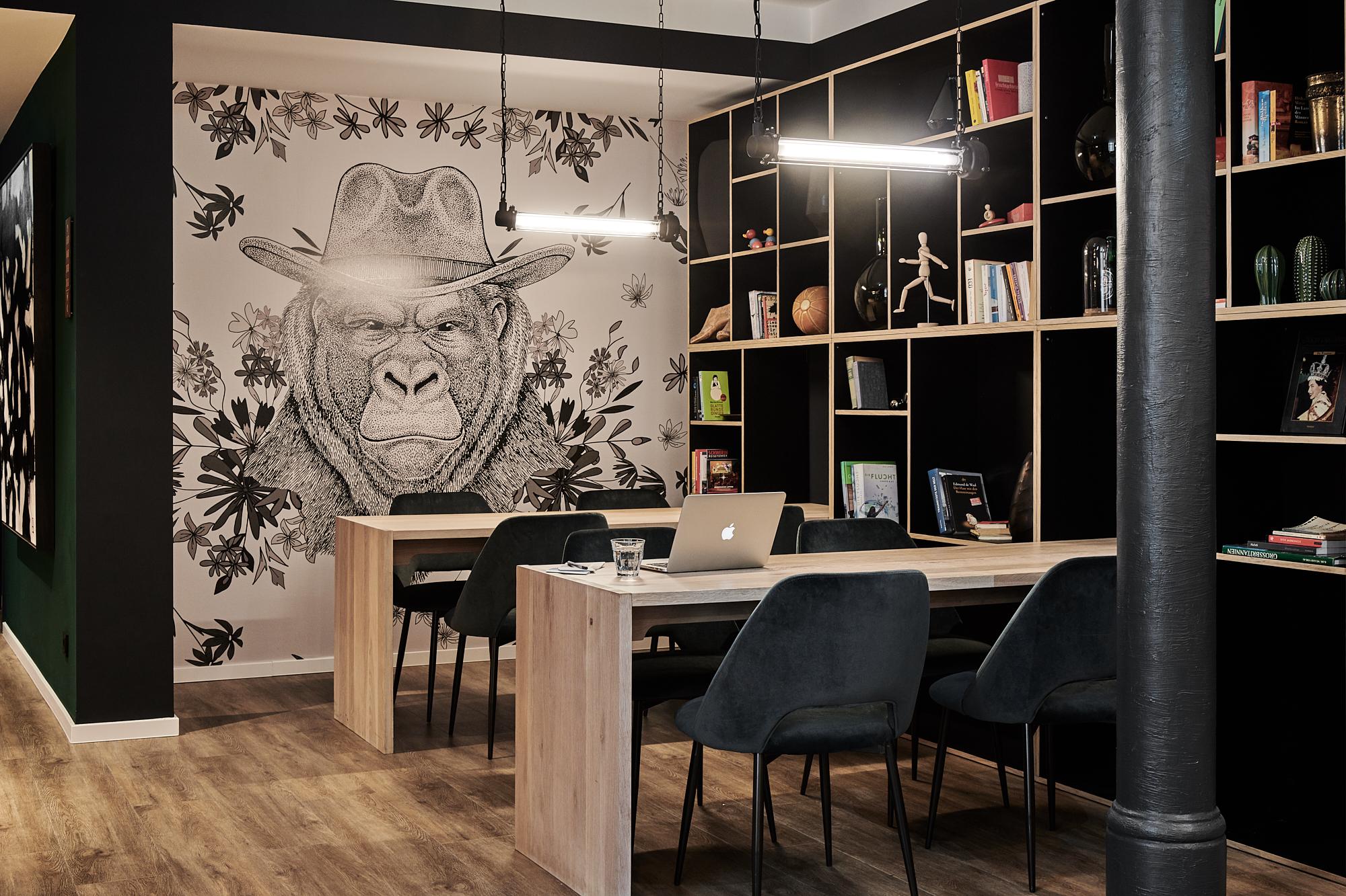 Groners Center Hostel *