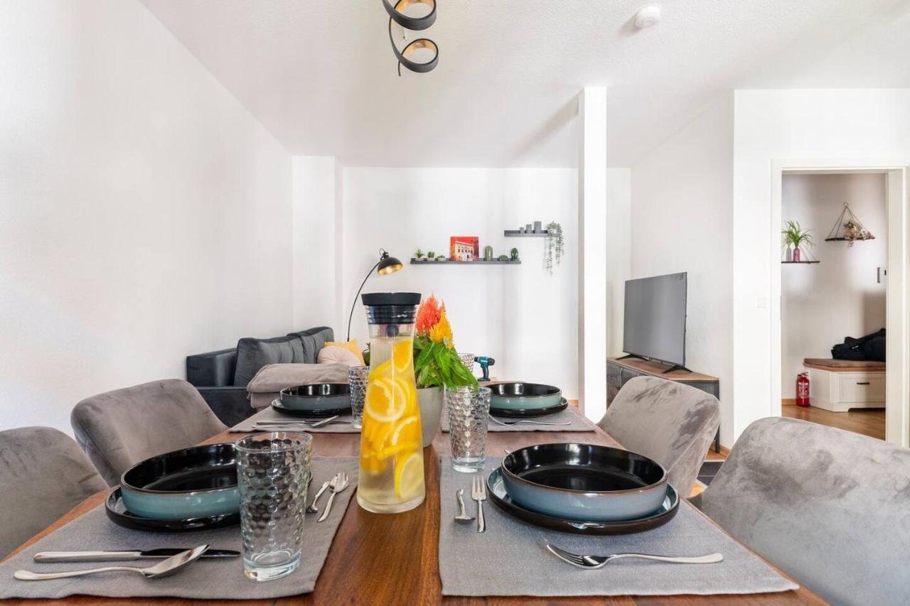 Super Zentrale, Gemutliche Mit Balkon Apartment *