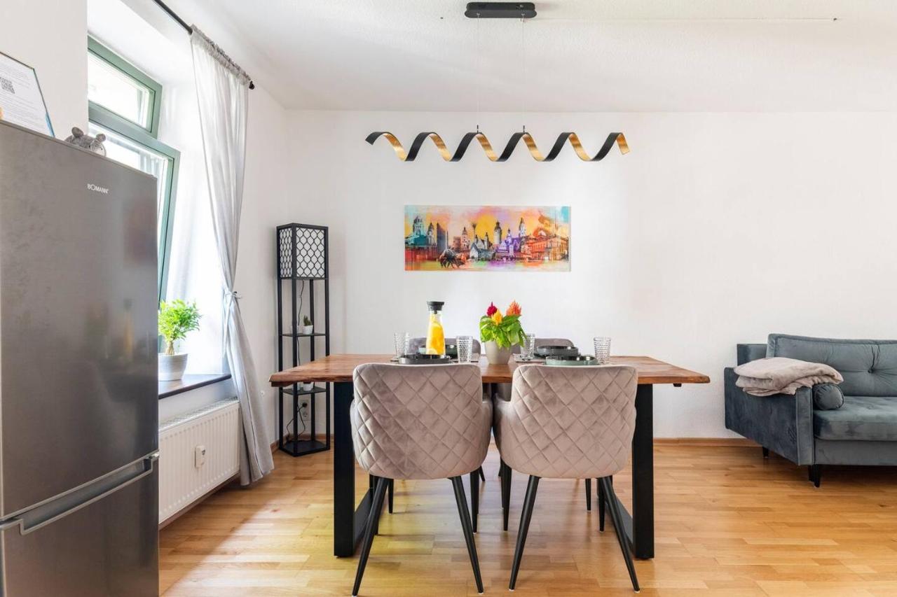 Super Zentrale, Gemutliche Mit Balkon Appartement