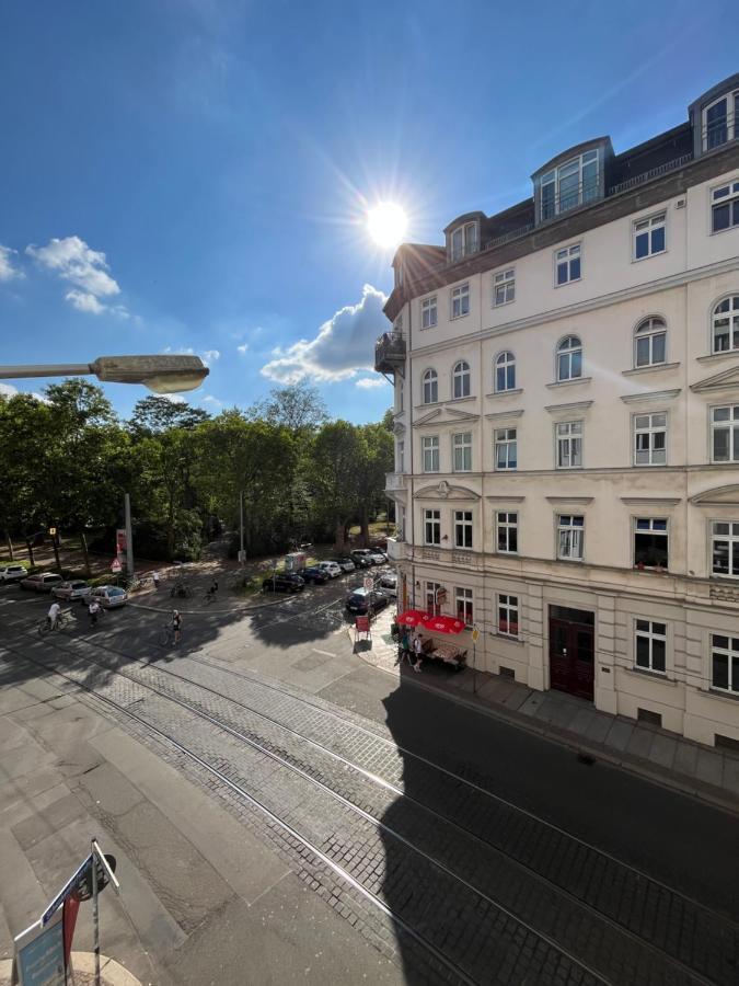 Appartement Schoene, Neu Sanierte Unterkunft In Belebter Region Leipzig