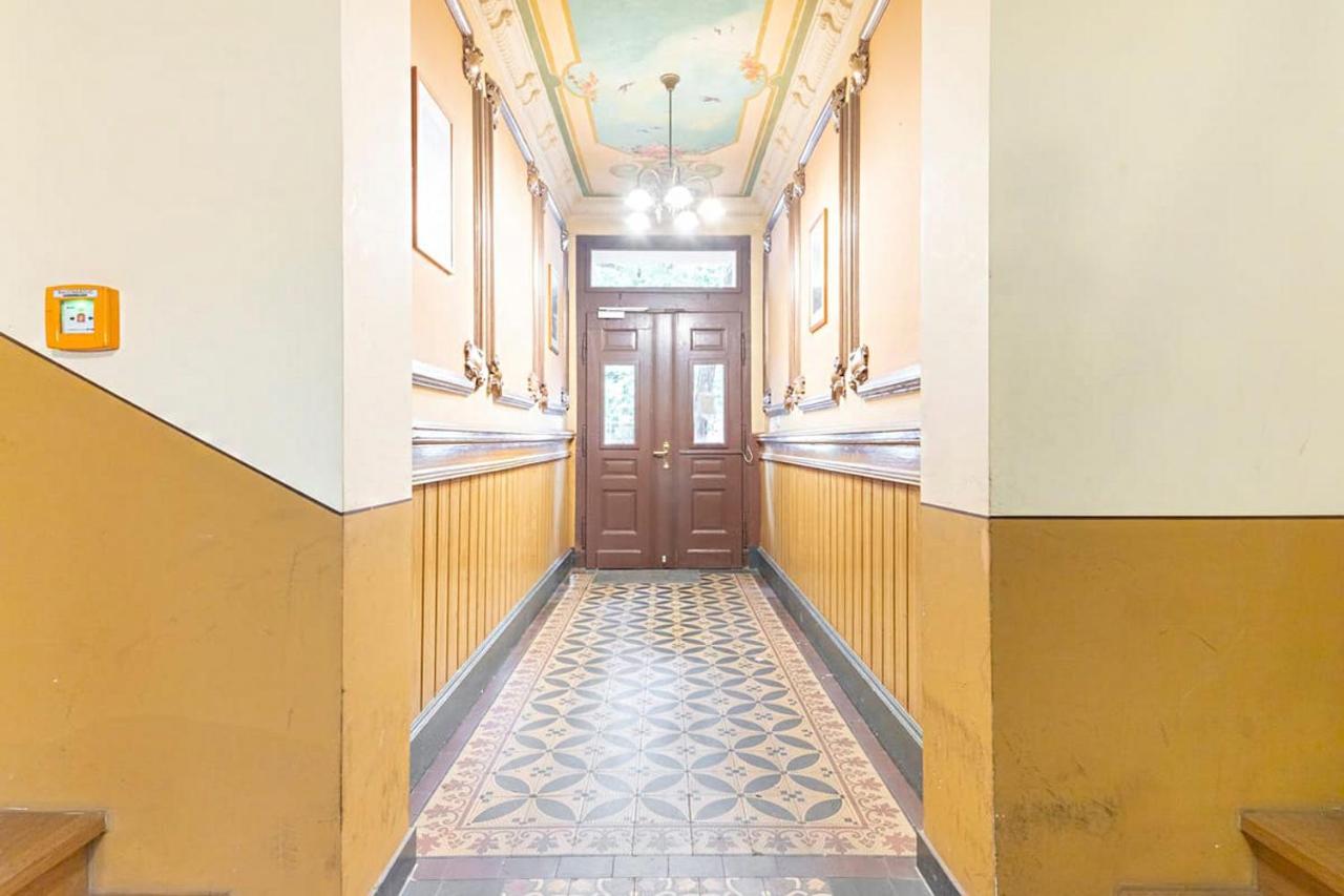 Super Zentrale, Gemutliche Mit Balkon Apartment *