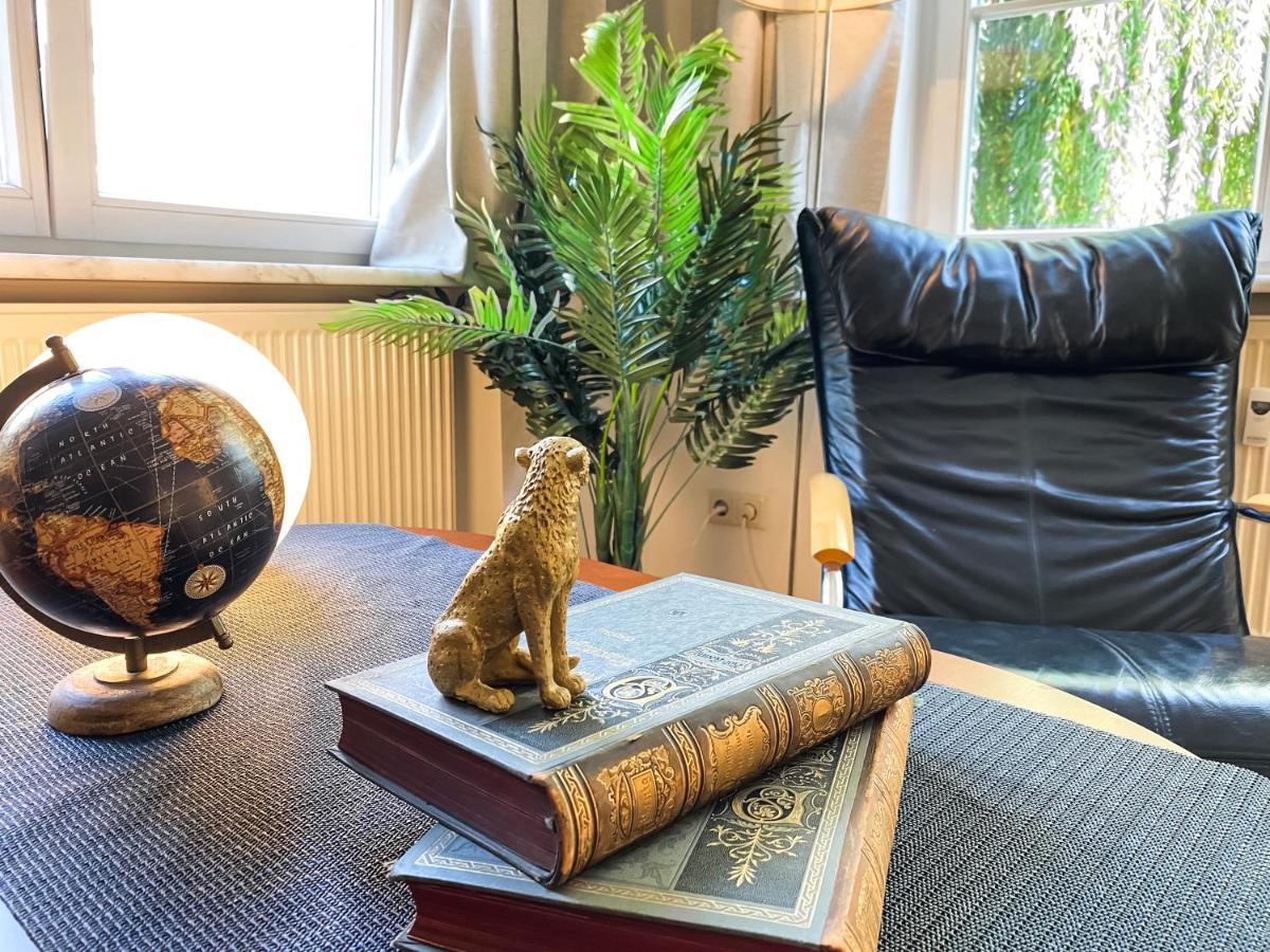 Historische 3raum Zentrumsnah In - Balkon, Tv, Marmorbad, Privatbibliothek Appartement