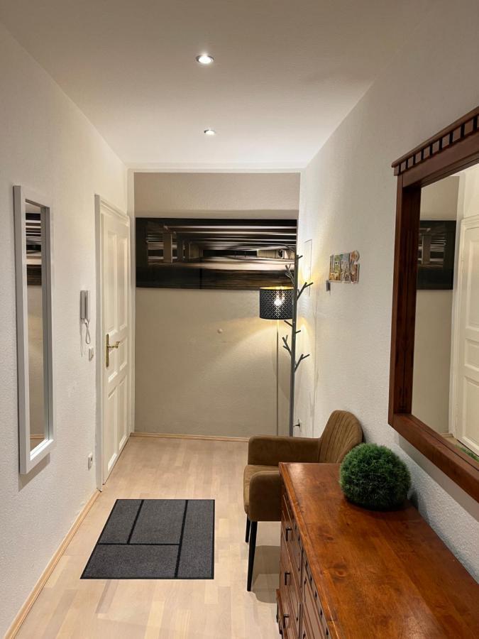 Apartment 3-Room Karl-Heine *