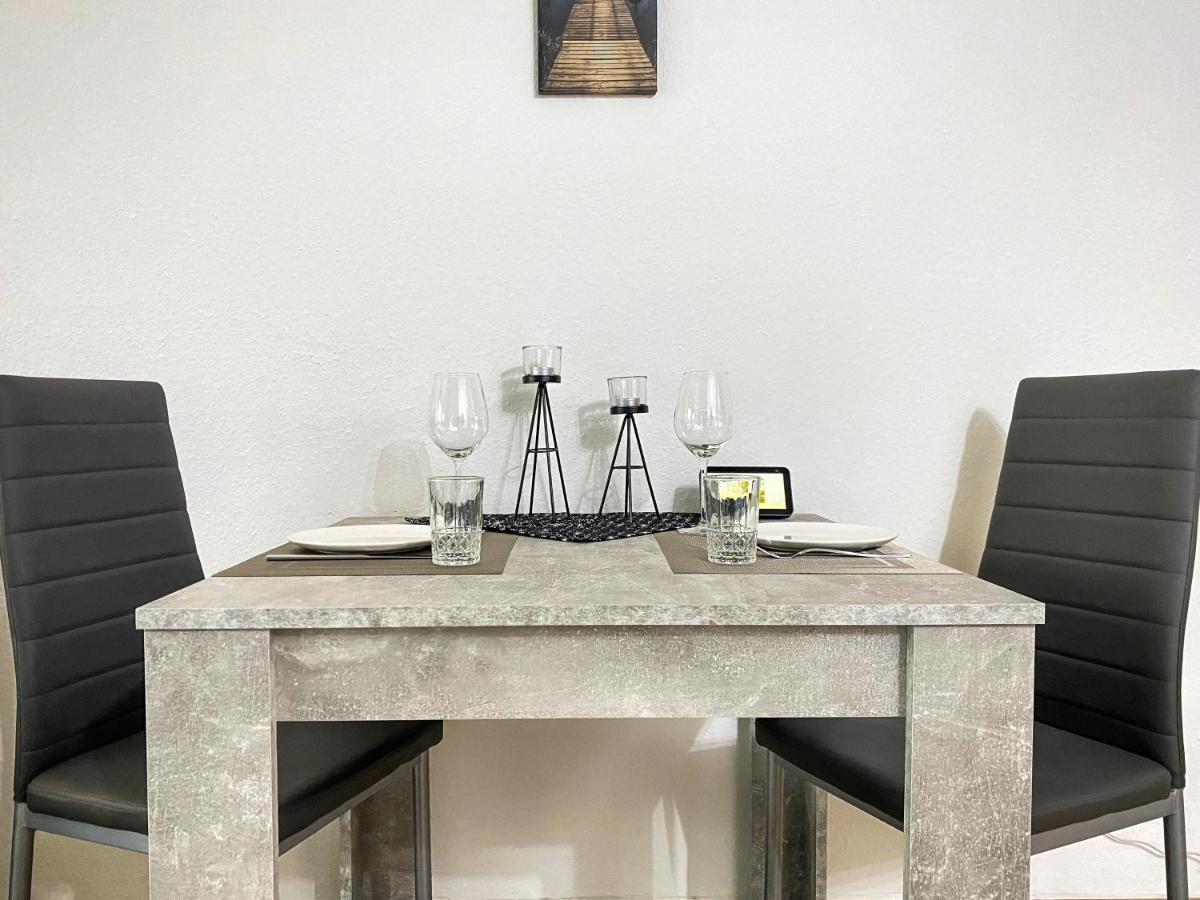 Appartement Wohlfuehl-apartment Mit Kostenfreier Tiefgarage, Wifi & Terrasse *