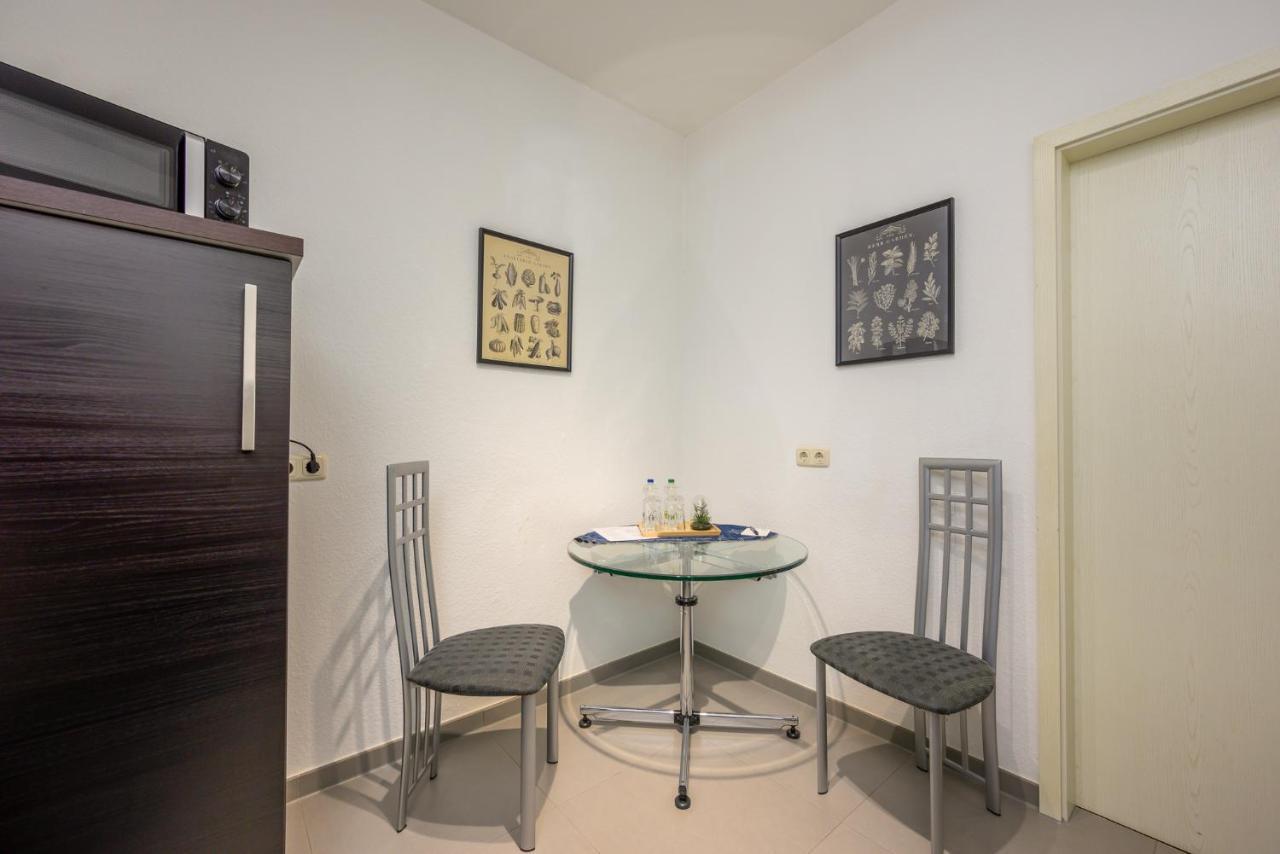 Appartement Zentral Fewo - Eg - Karli - 30qm - Kueche - Disneyplus Leipzig