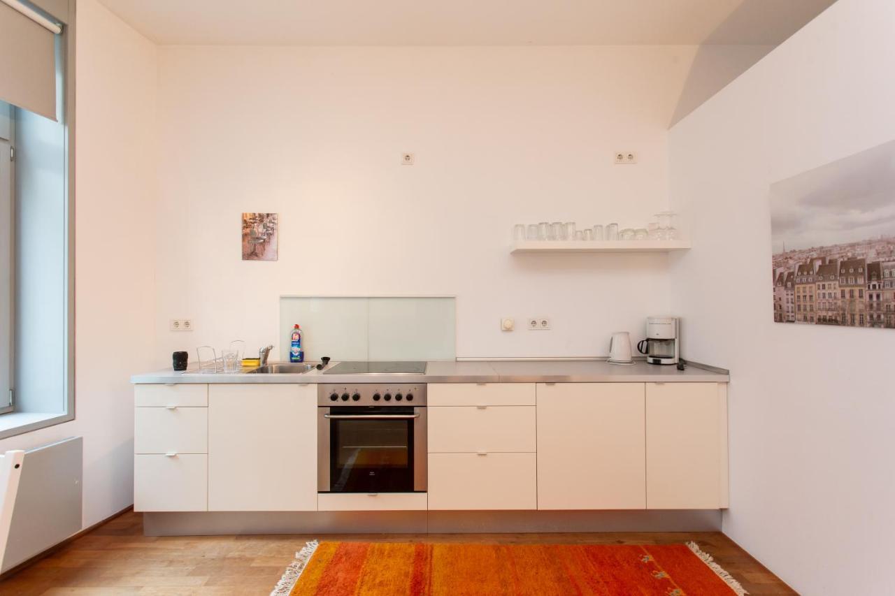 Appartement Fullhouse - - M14 - Balcony - Smarttv *