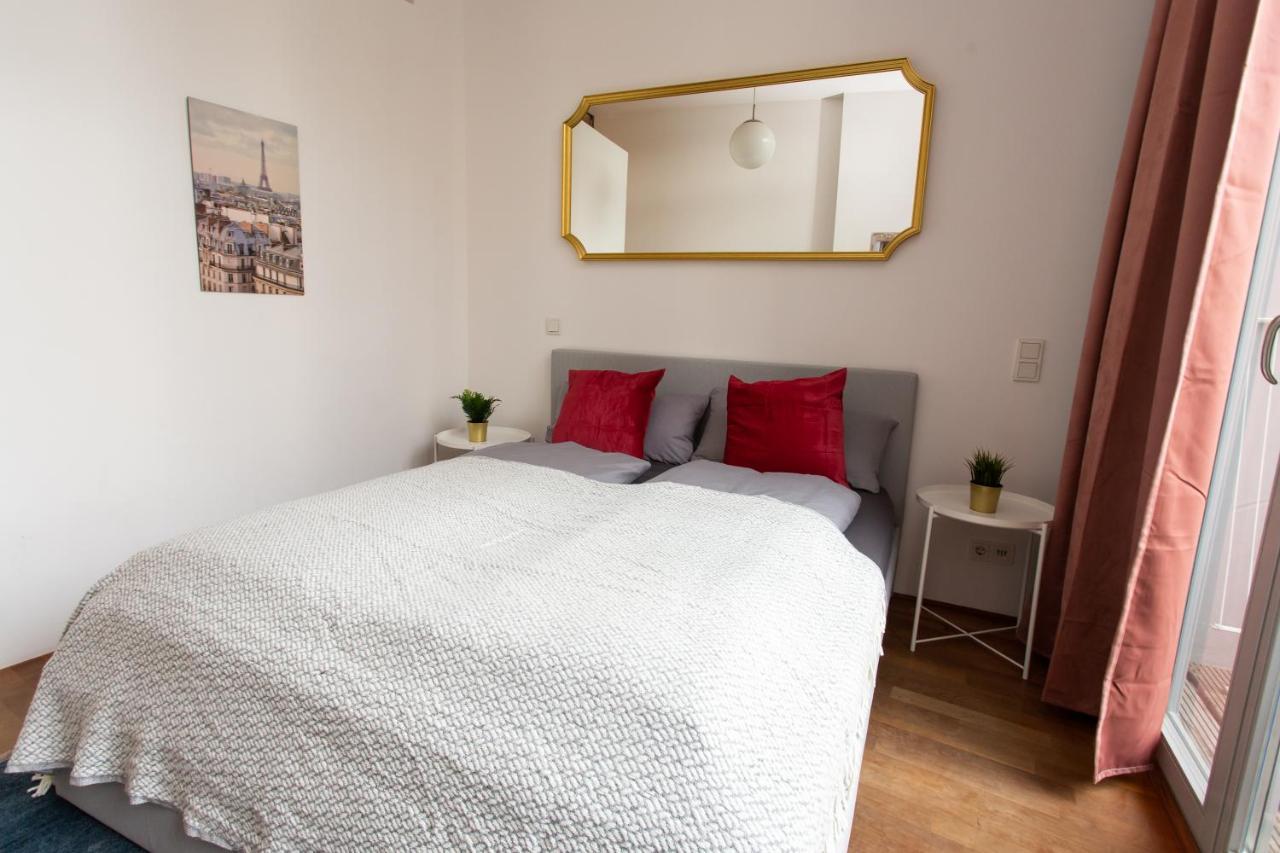 Appartement Fullhouse - - M14 - Balcony - Smarttv *
