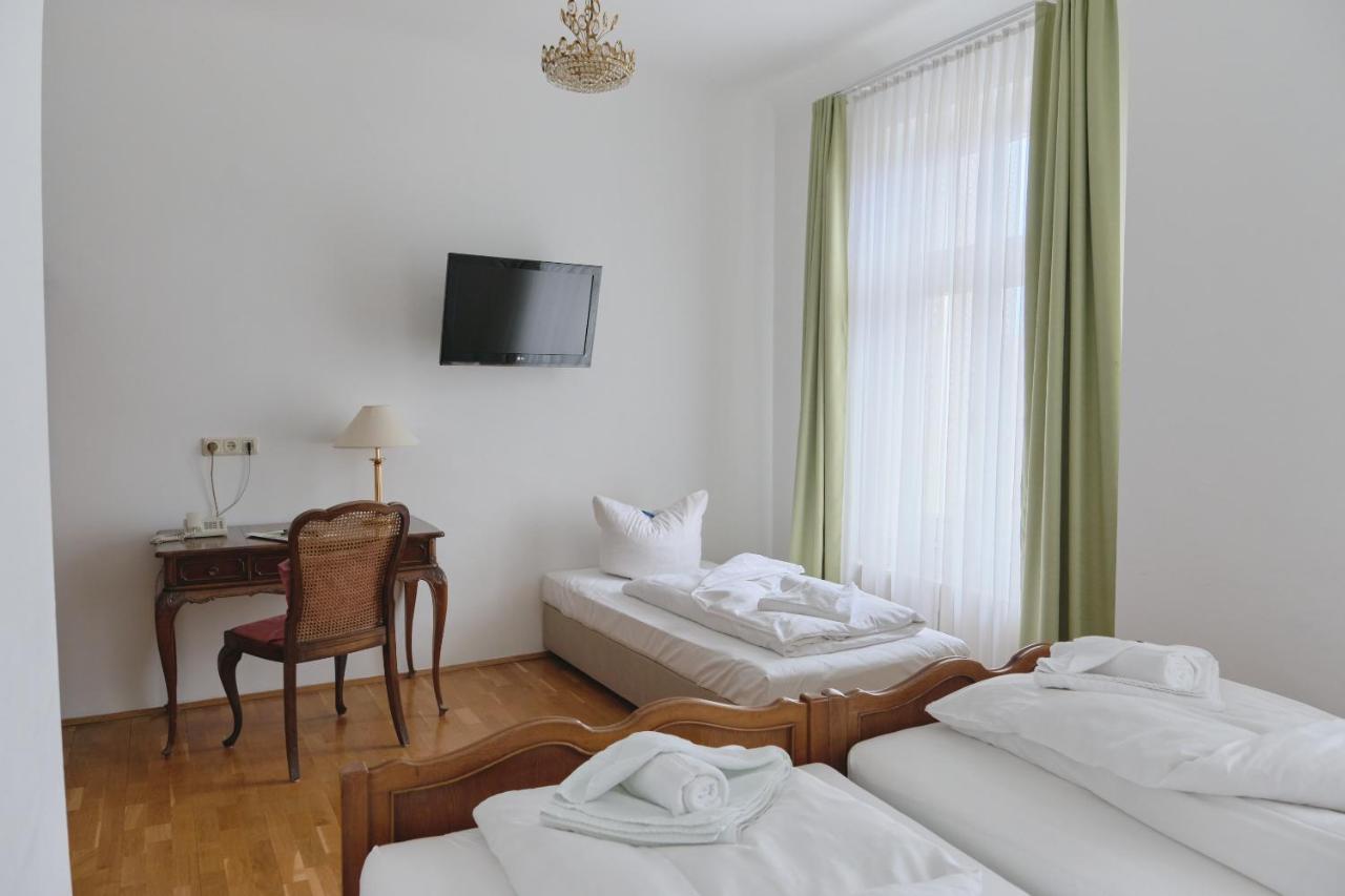 Jahrhunderthotel Hotel