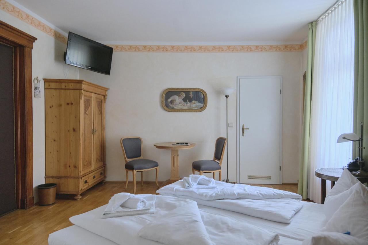 Hotel Jahrhunderthotel 3*