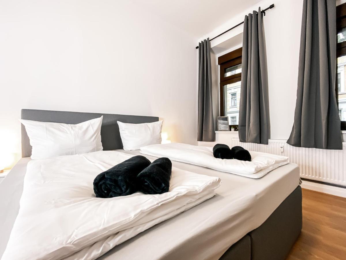 Moderne 3 Schlafzimmer Mit Modernem Bad, Kueche, Waschmaschine Und Trockner Leipzig