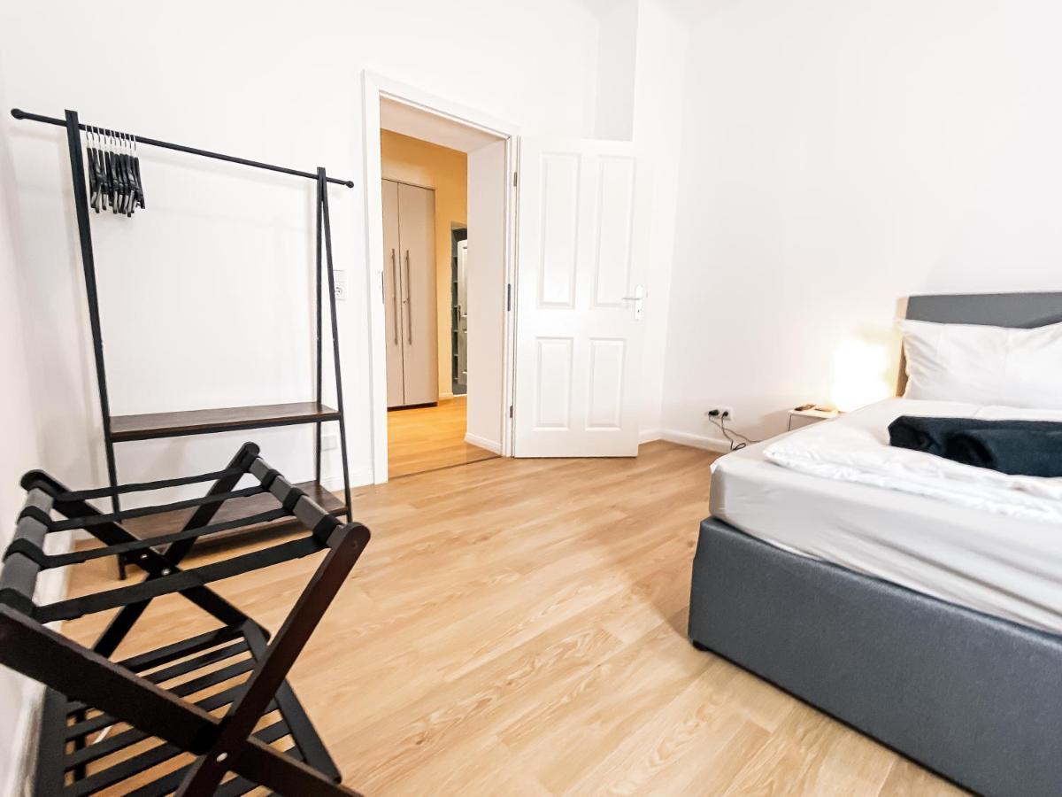 Moderne 3 Schlafzimmer Mit Modernem Bad, Kueche, Waschmaschine Und Trockner Apartment Leipzig