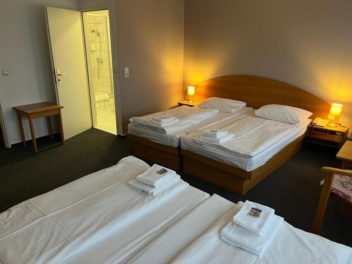 Astral'inn & Restaurant Hotel 3*