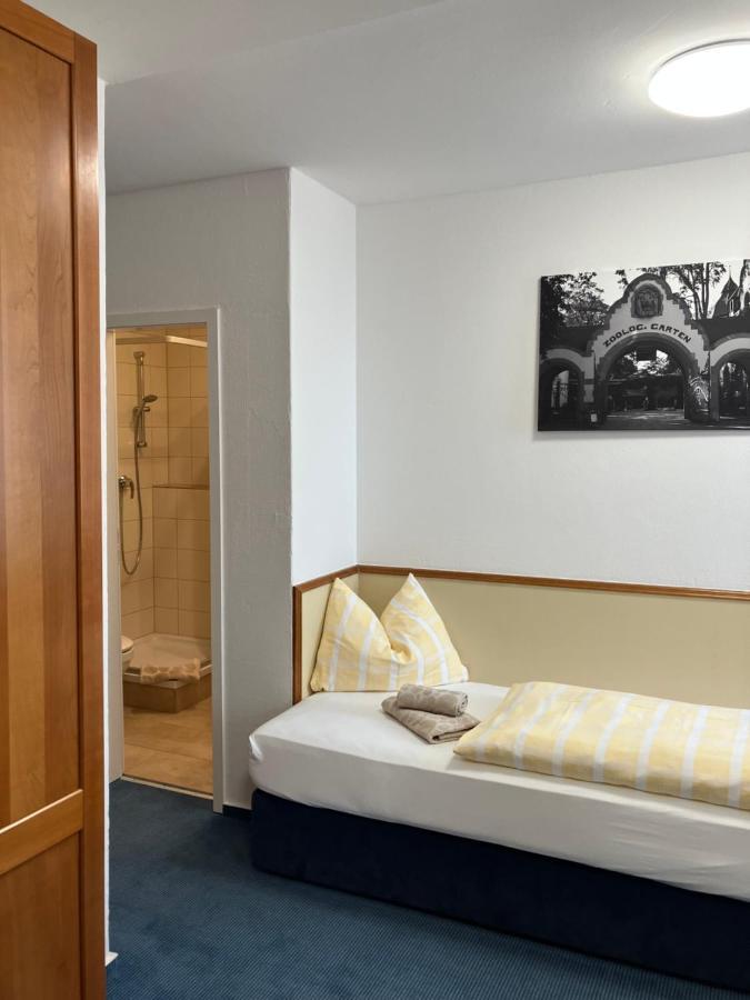 Am Bayrischen Platz Hotel 3*