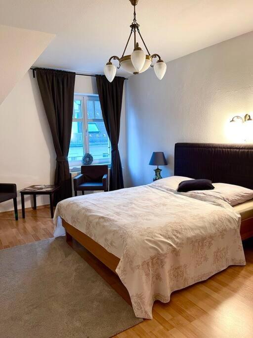 Dachgeschosswohnung Mit 2 Schlafzimmern Zentrum Nord Mit Aufzug Appartement Leipzig