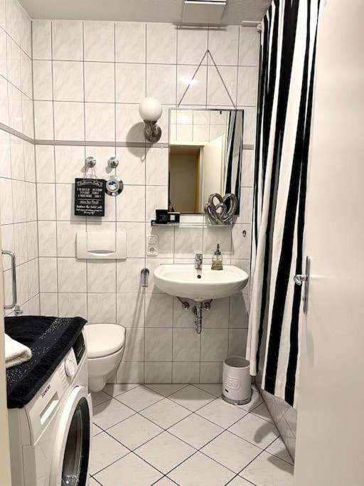 Appartement Dachgeschosswohnung Mit 2 Schlafzimmern Zentrum Nord Mit Aufzug *
