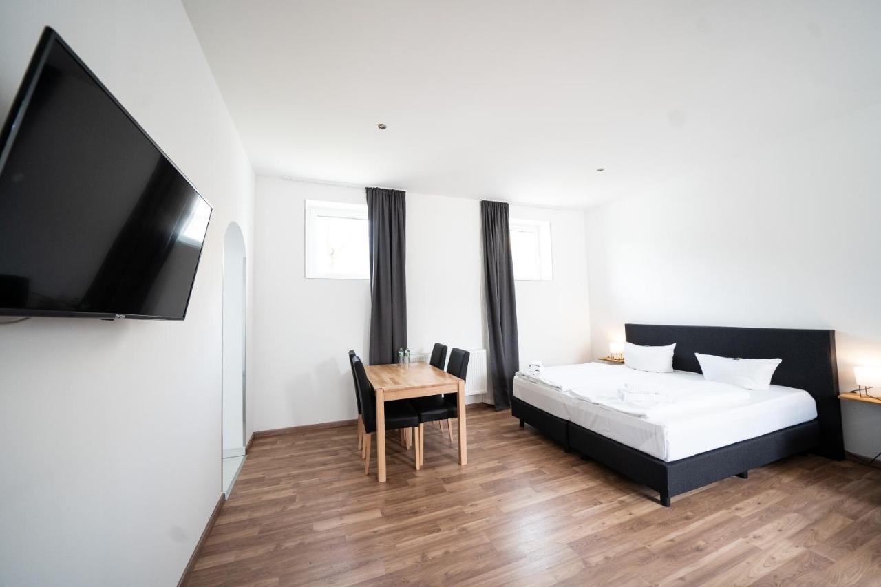 Zur Alten Stadtkellerei 5* Leipzig