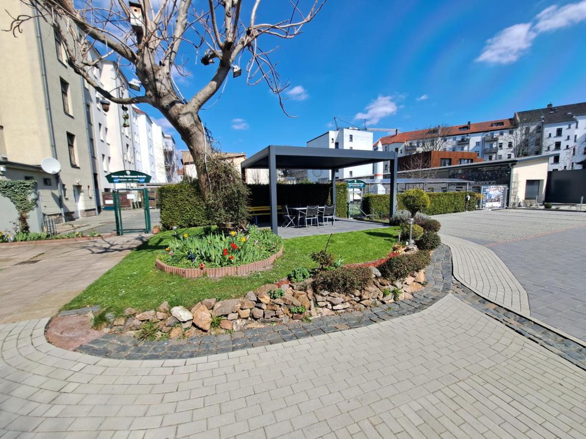 Aparthotel Space Im Campus Der Jvp Schule