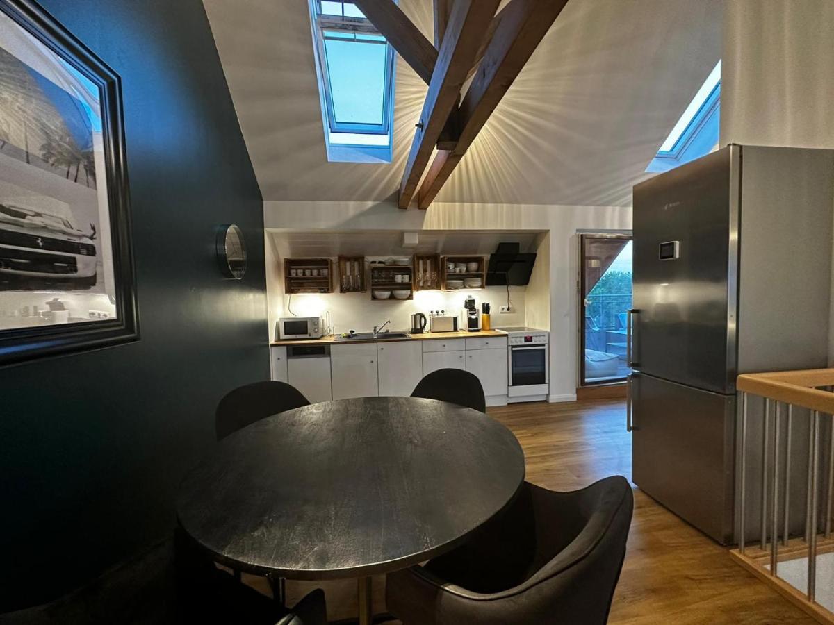 Appartement Nr 14 - Hochwertiges 3 Maisonette Mit Grosszugigen Wohnbereich Und Balkon Leipzig