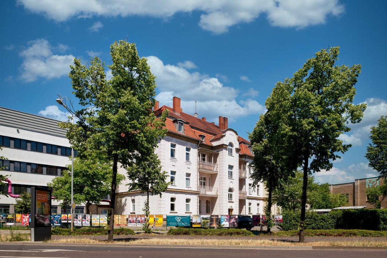 Sehr Zentrale Naehe Des Bahnhofs In Fuer Bis Zu 10 Personen Appartement *