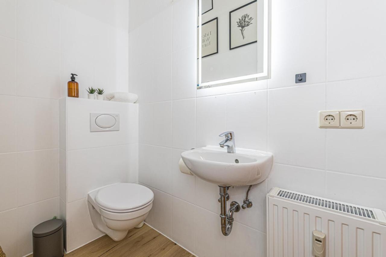 Ruhige Und Stilvolle Am Clara-zetkin-park Appartement *