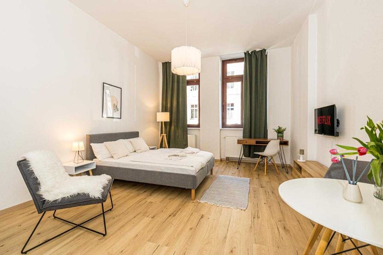 Ruhige Und Stilvolle Am Clara-zetkin-park Appartement *