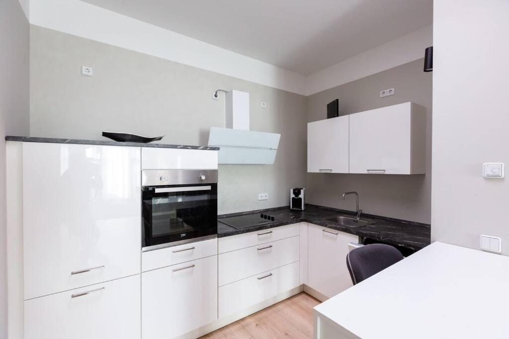 Loft 5 Balkon 15min Hbf Wifi * Leipzig