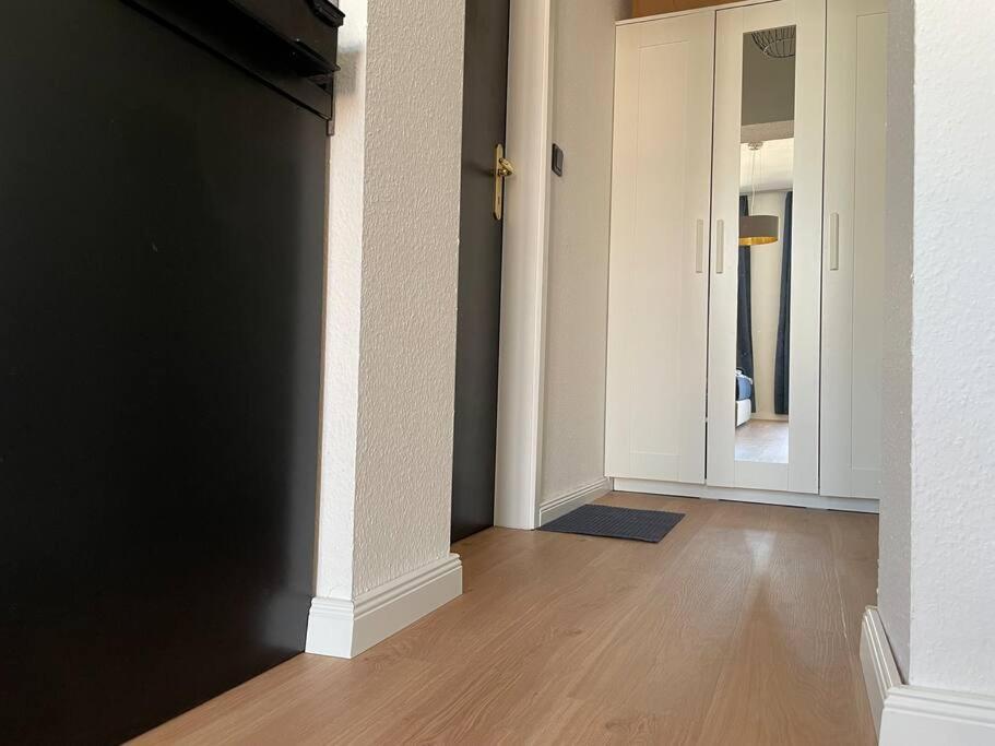 Appartement Innenstadt Refugium In Ruhiger Wasserlage+balkon *