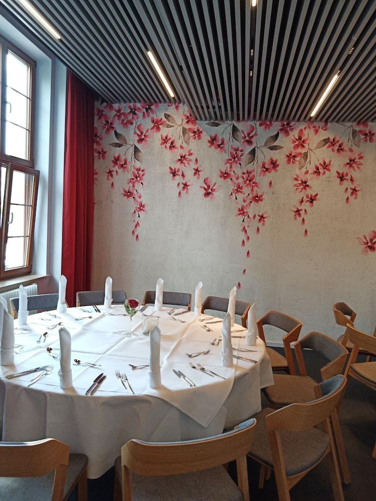 & Restaurant Michaelis 4* Leipzig