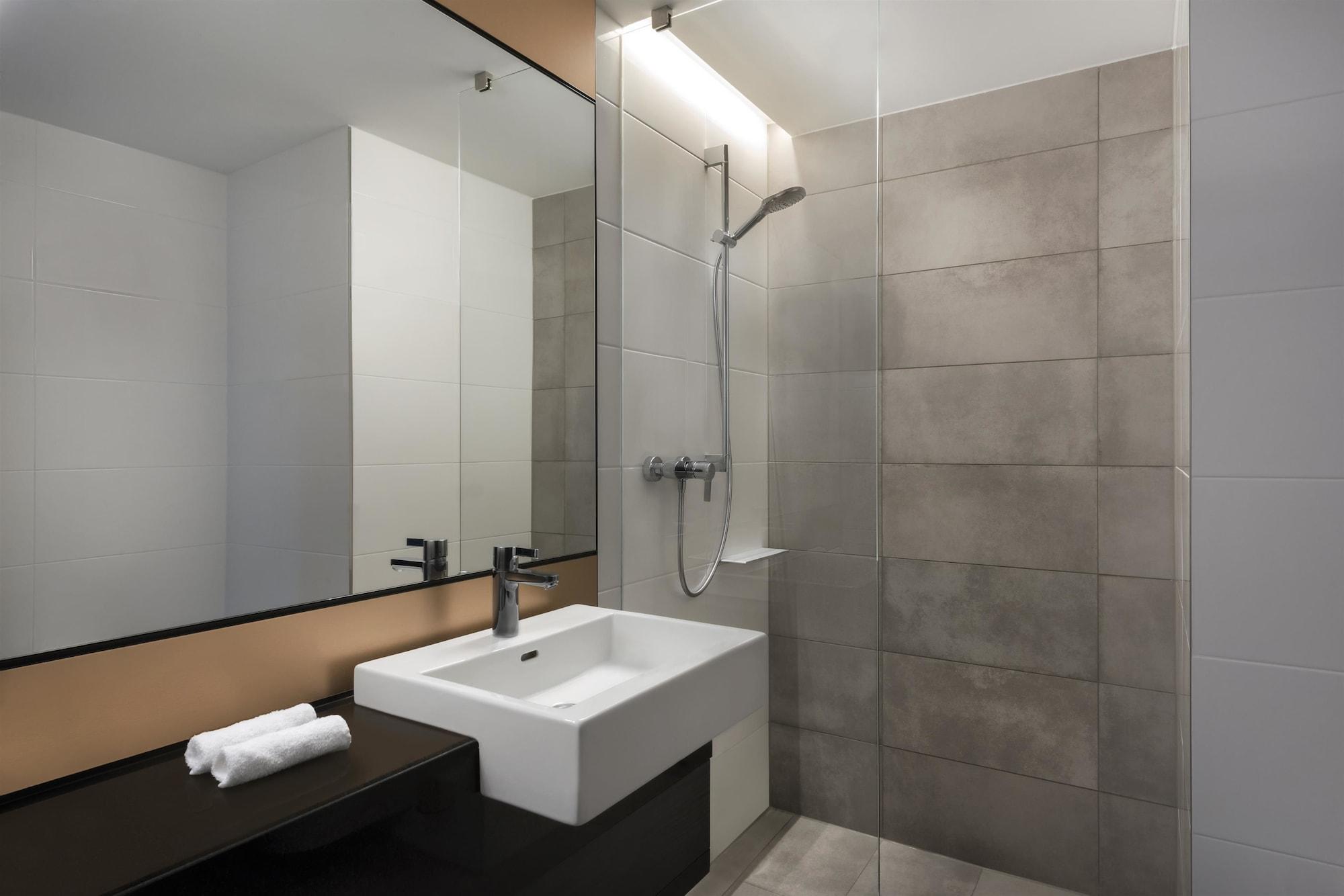 Hotel Adina 4*