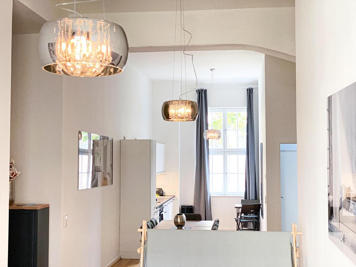 Appartement Grosse 3-raum Luxus-unterkunft Mit 2 Badern, Waschtrockner & Kostenfreier Tiefgarage In Innenstadtnahe Leipzig