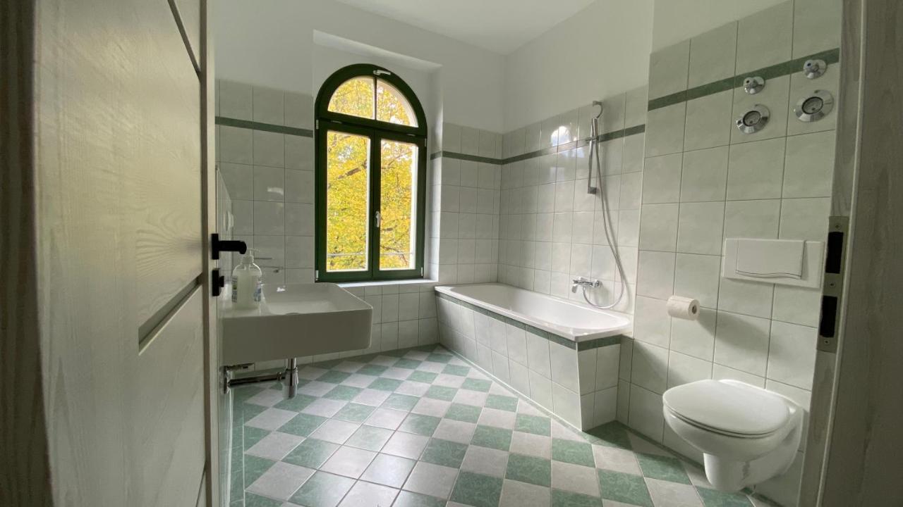 Chez Amis Arena Appartement *