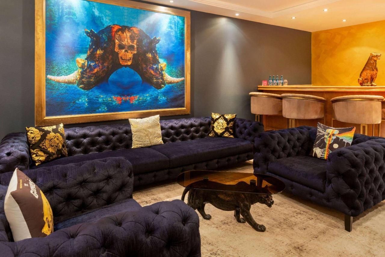 Amedia Hotel&suites Hotel