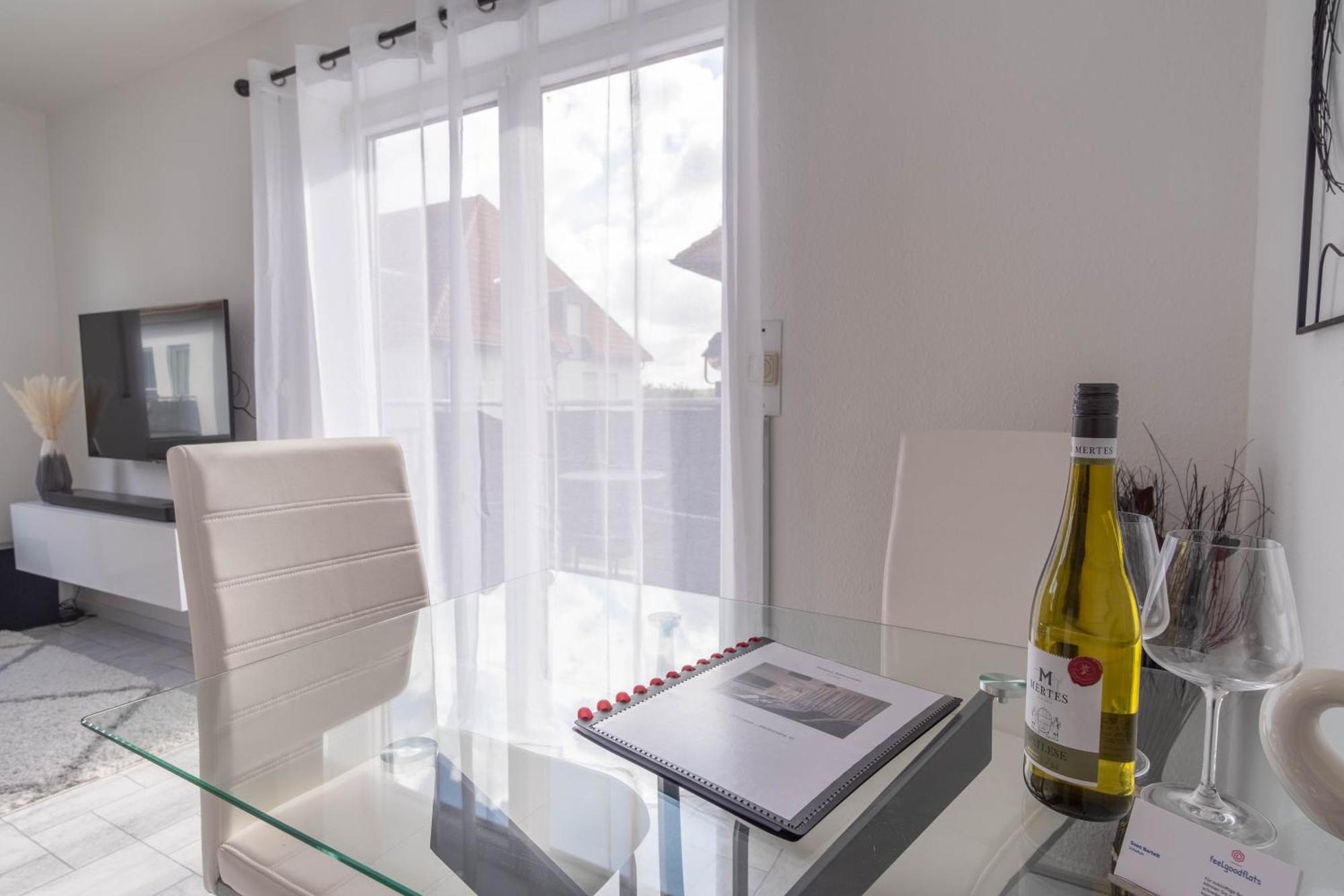Arbeitsplatz, Balkon, Tiefgarage Naehe Neue Messe * Leipzig