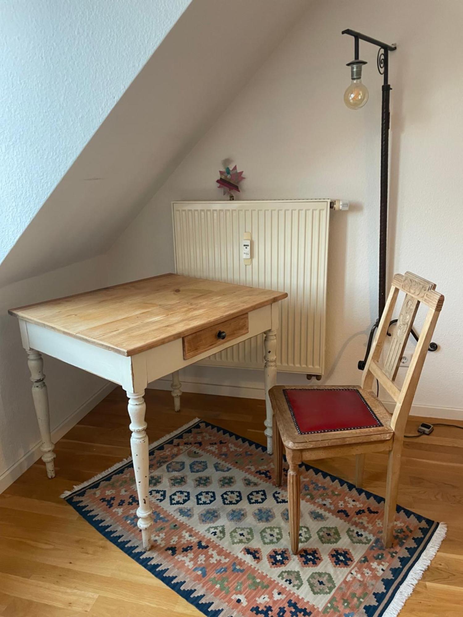 105qm-3-raum, Zentral, Ruhig, Gemuetlich Appartement