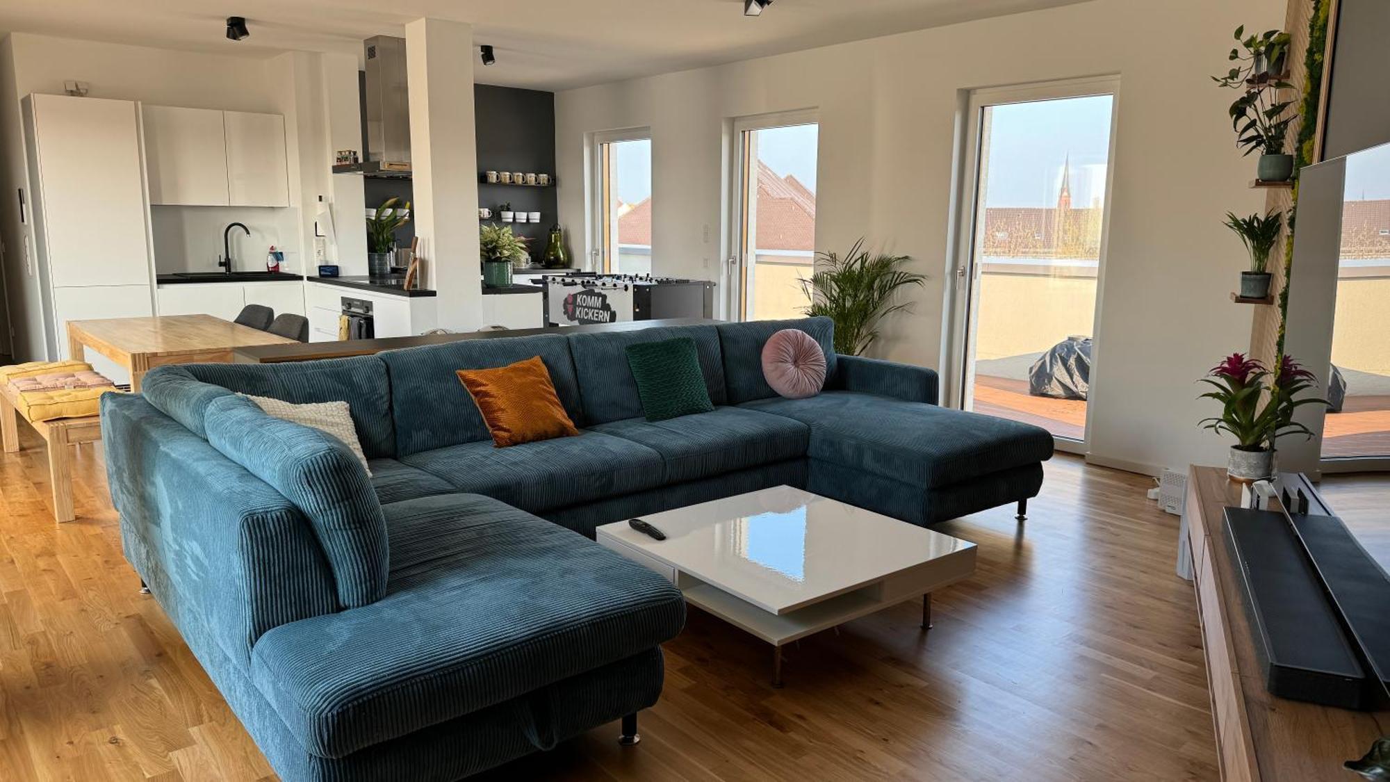 Moderne Penthousewohnung In Zentrumsnaehe Apartment