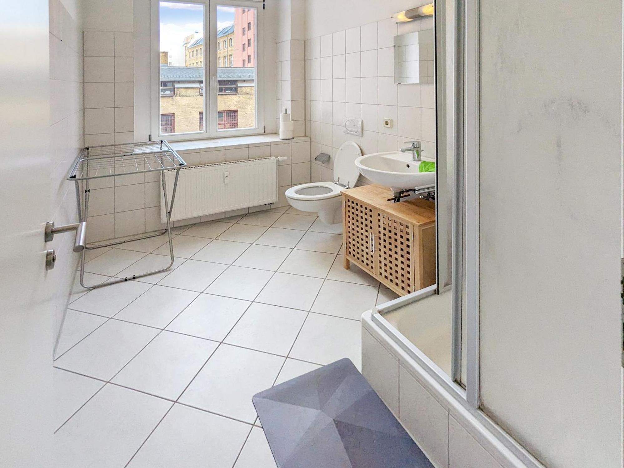 Appartement Monteurdreams-de Zentrale, Grosse 5z Wohnung, 2 Baeder, Kueche