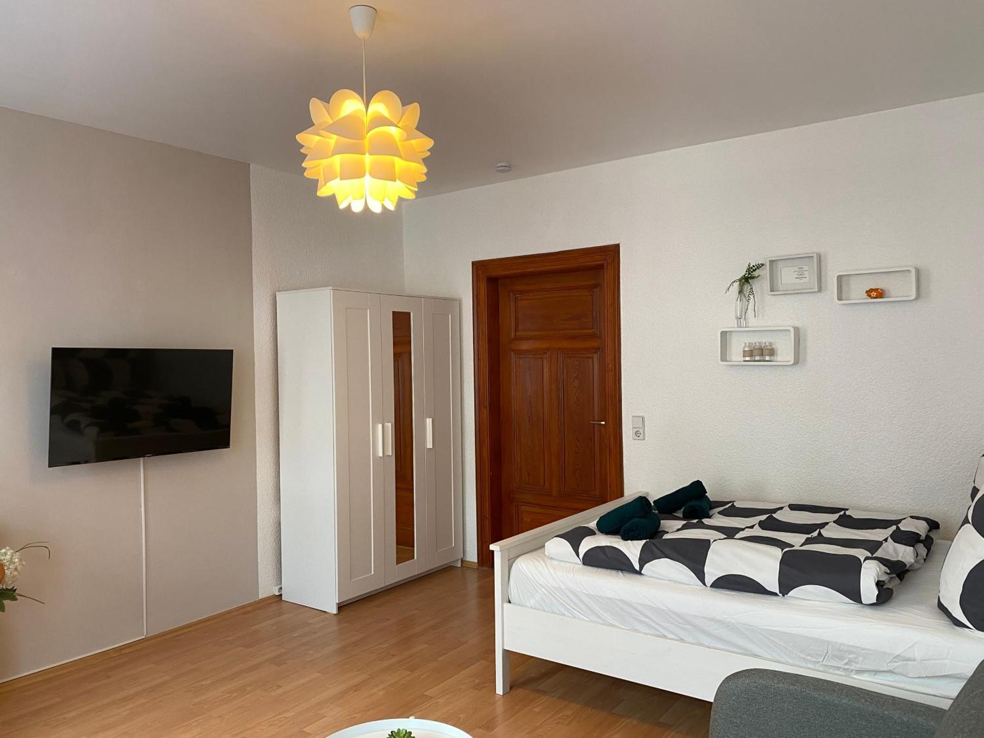 Modern & Cozy Leipzig-gohlis *