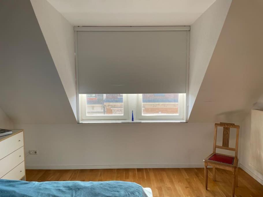 Appartement 105qm-3-raum, Zentral, Ruhig, Gemuetlich *
